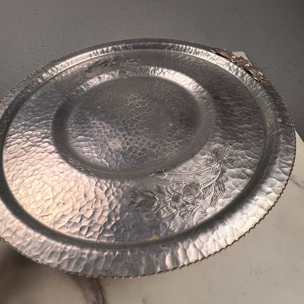 Vintage Hammered Aluminum Footed Serving Tray Silver Tulip Floral Scalloped 14.5 - Picture 13 of 16